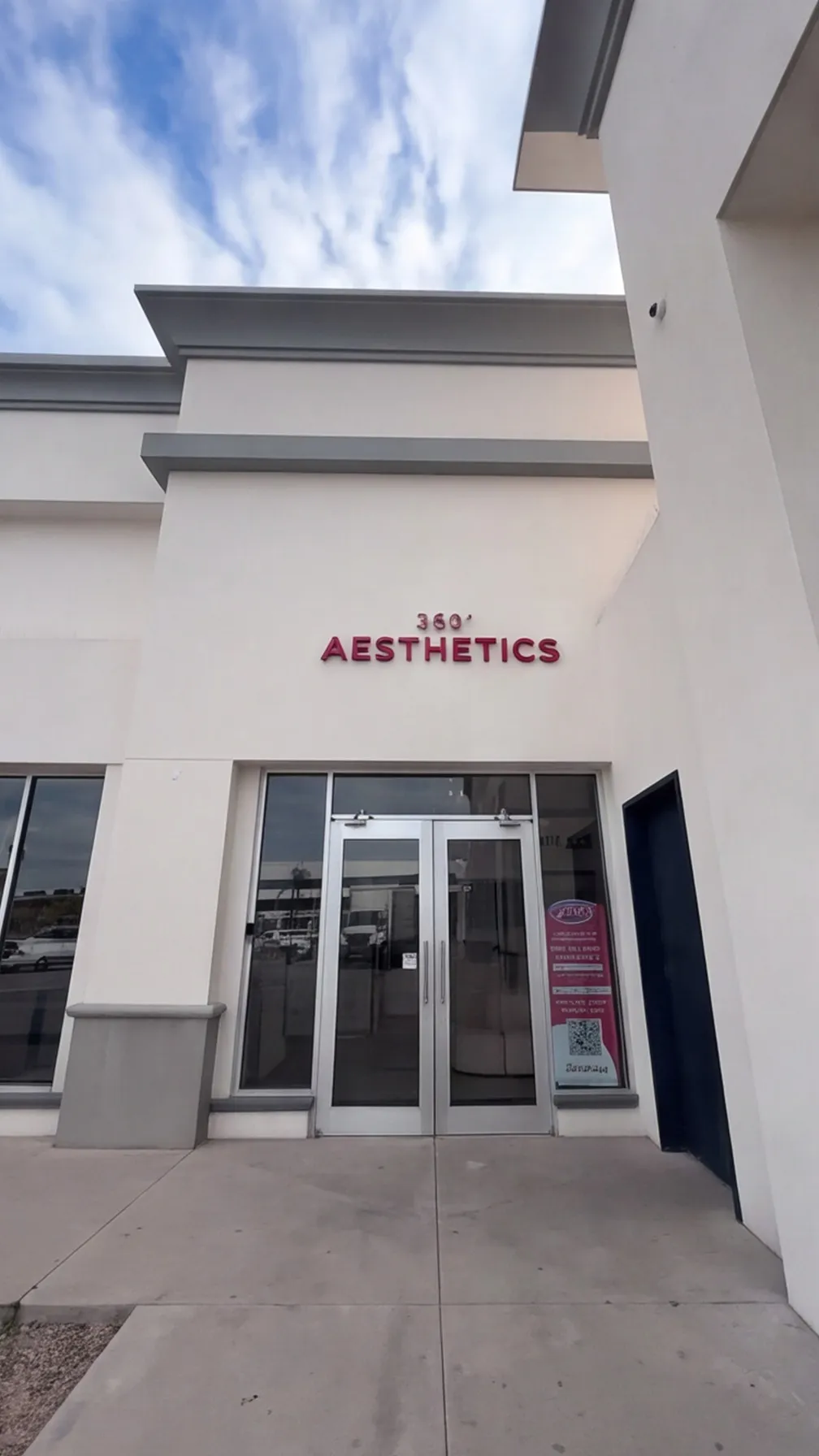 Exterior of 360° Aesthetics at Cosmopolitan City Center, Tijuana